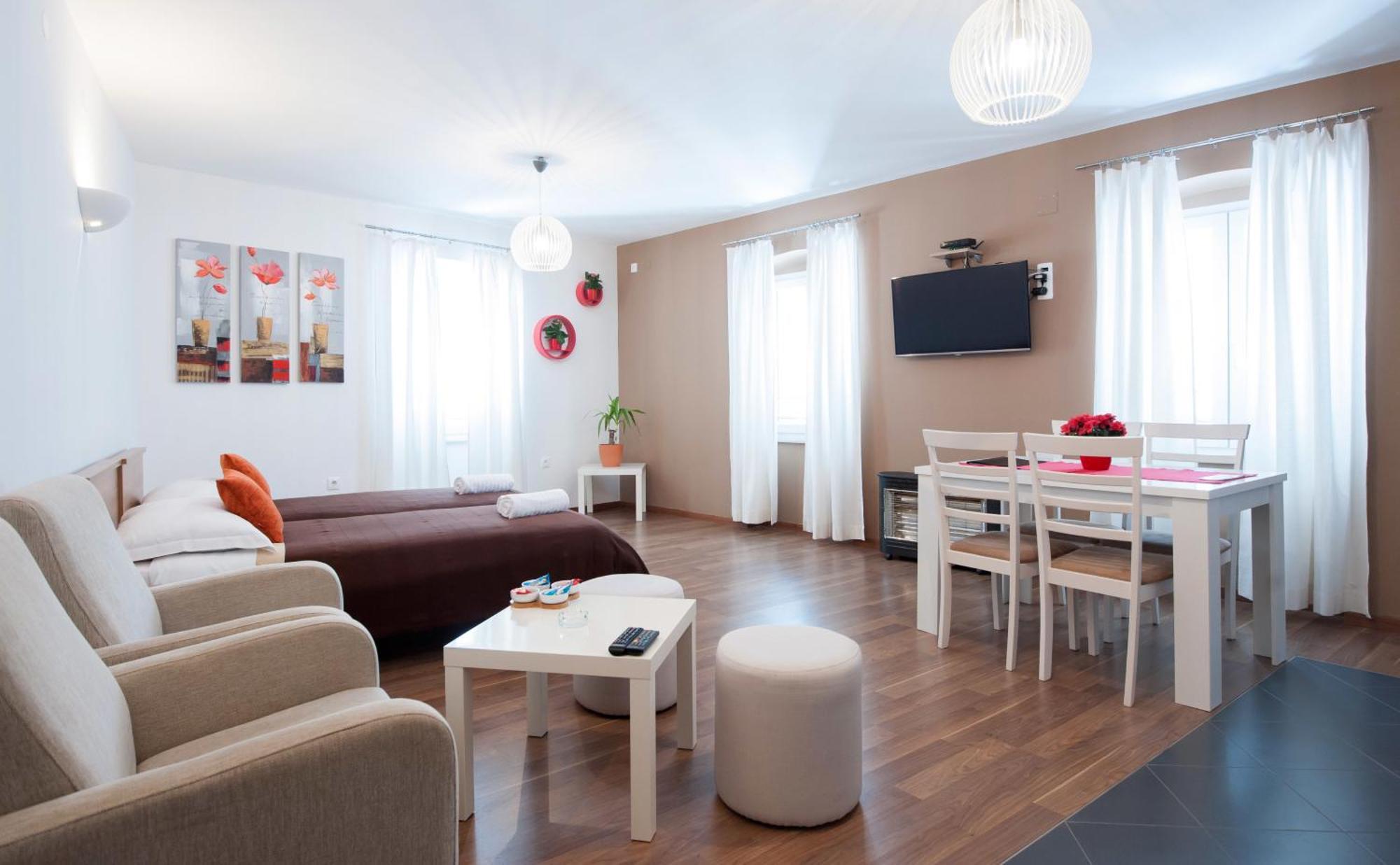 Rooms & Apartments 72 ซาดาร์ ห้อง รูปภาพ